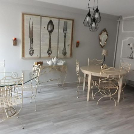 La Mongeardiere Ay-Champagne Kültér fotó